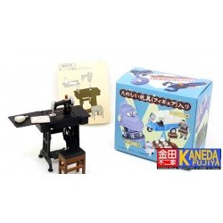 KAIYODO x GLICO Time Slip Series 20th Century Miniature Figures Treadle Sewing Machine